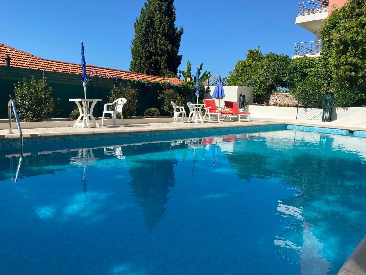 Mansfield Vue Carte Postale Terrasse Piscine 2